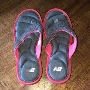 New Balance cushioned flip flops, size 6